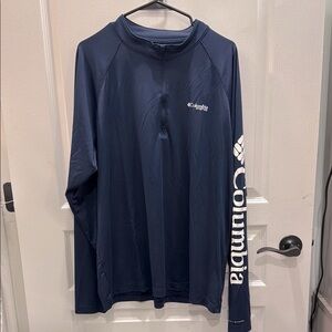 NWOT Men’s Columbia PFG Blue Long Sleeve Rash Guard for Swim - Size XL